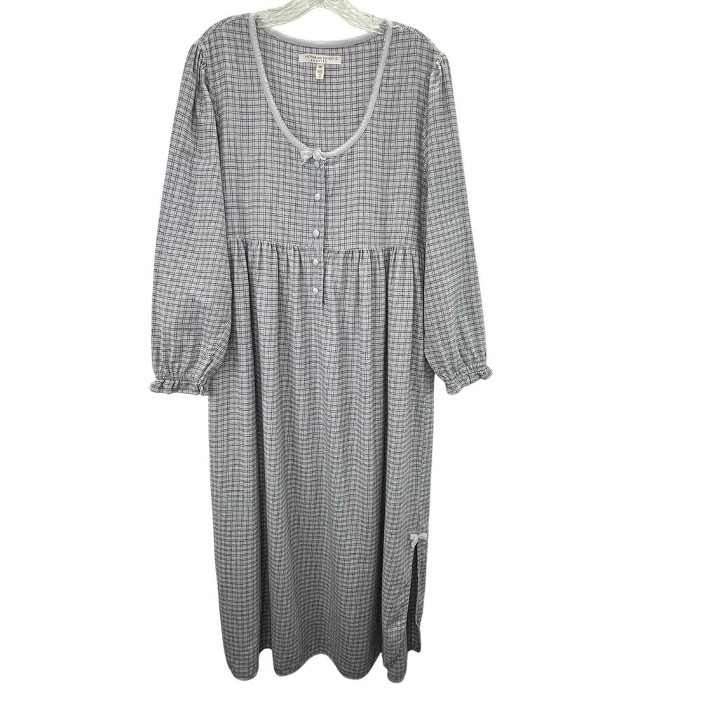 Vintage Victorias Secret Country Flannel Nightgown M Blue Cream Long Sleeve Bow